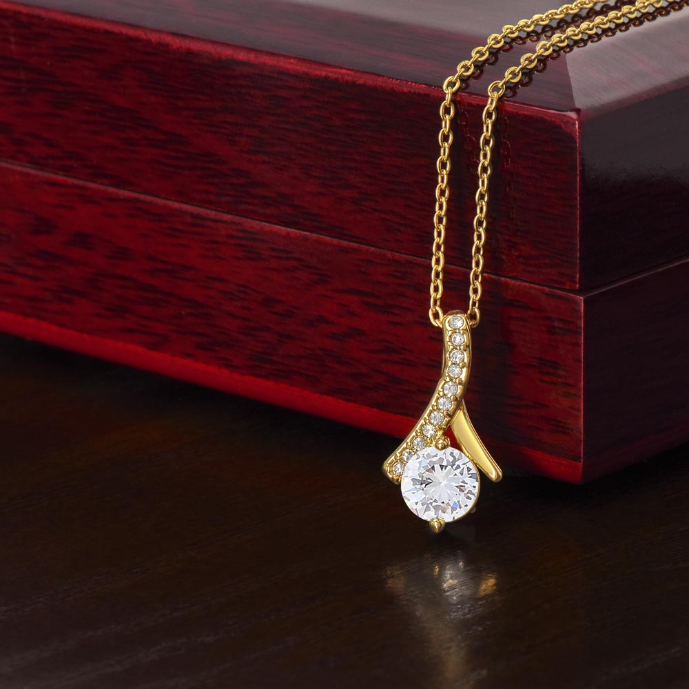 Female Beauty Necklace for Young Lovers ( Gold & Silver )